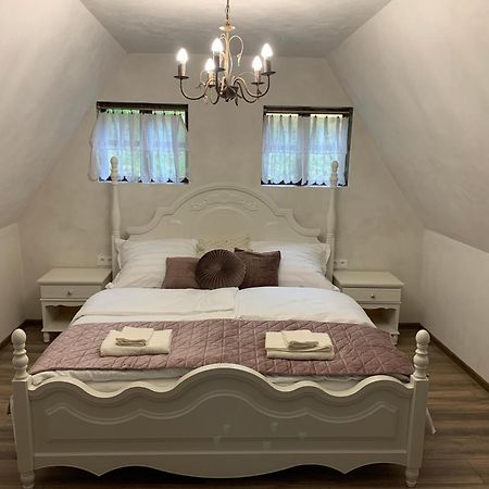 Apartmán Vila Rosenberg Banská Štiavnica Esterno foto